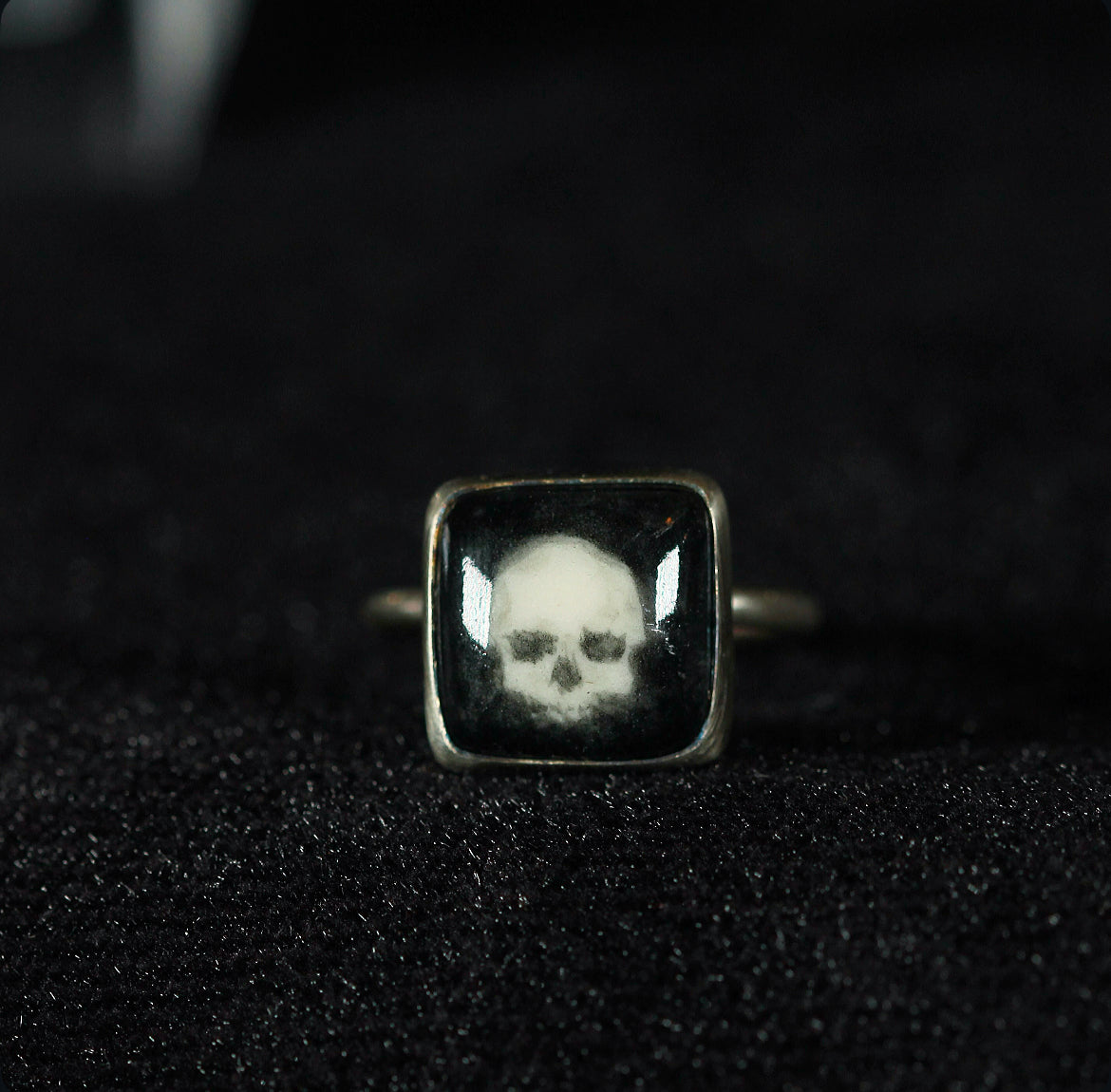 MEMENTO NOIR