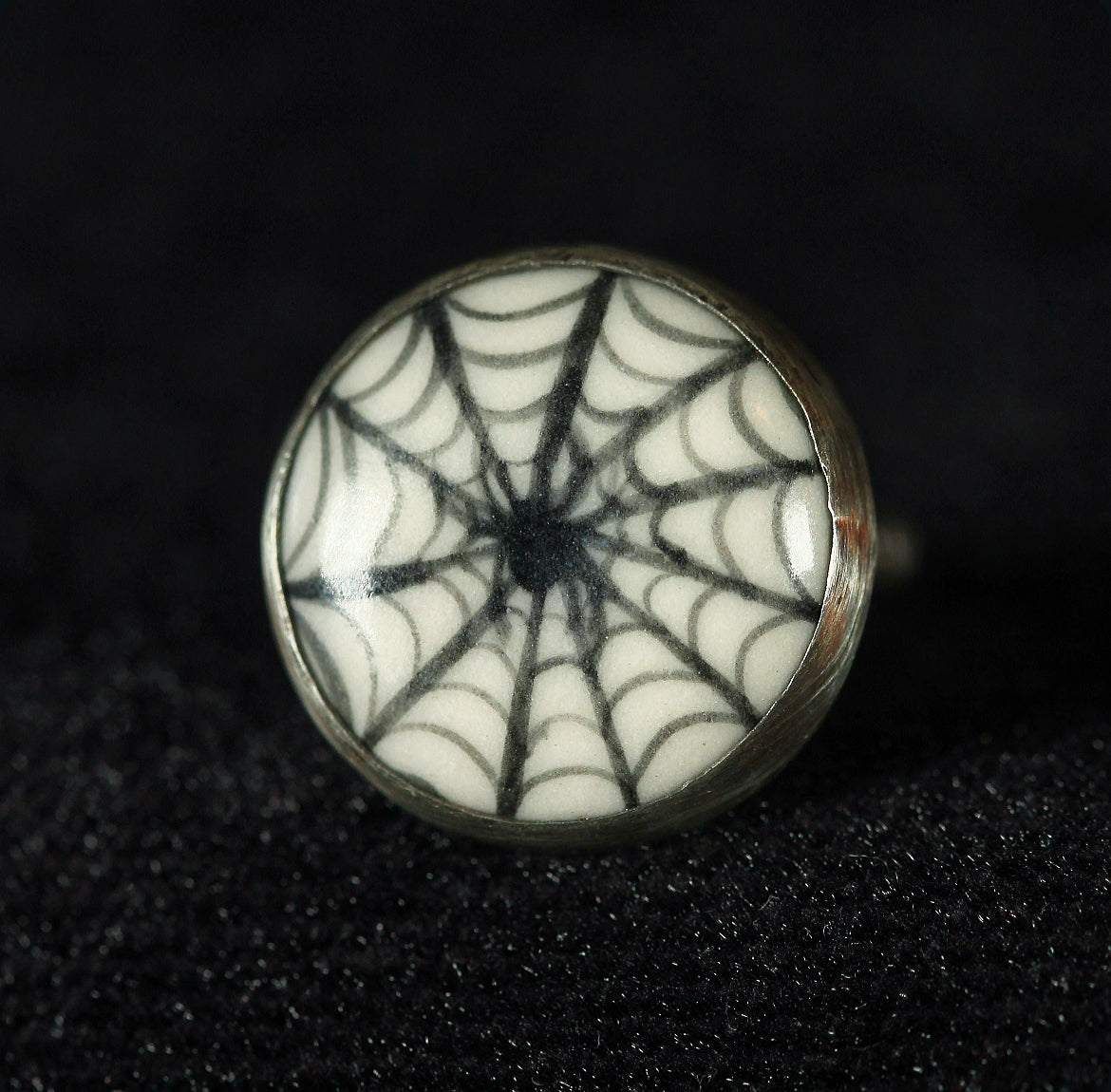 ARACHNÉ