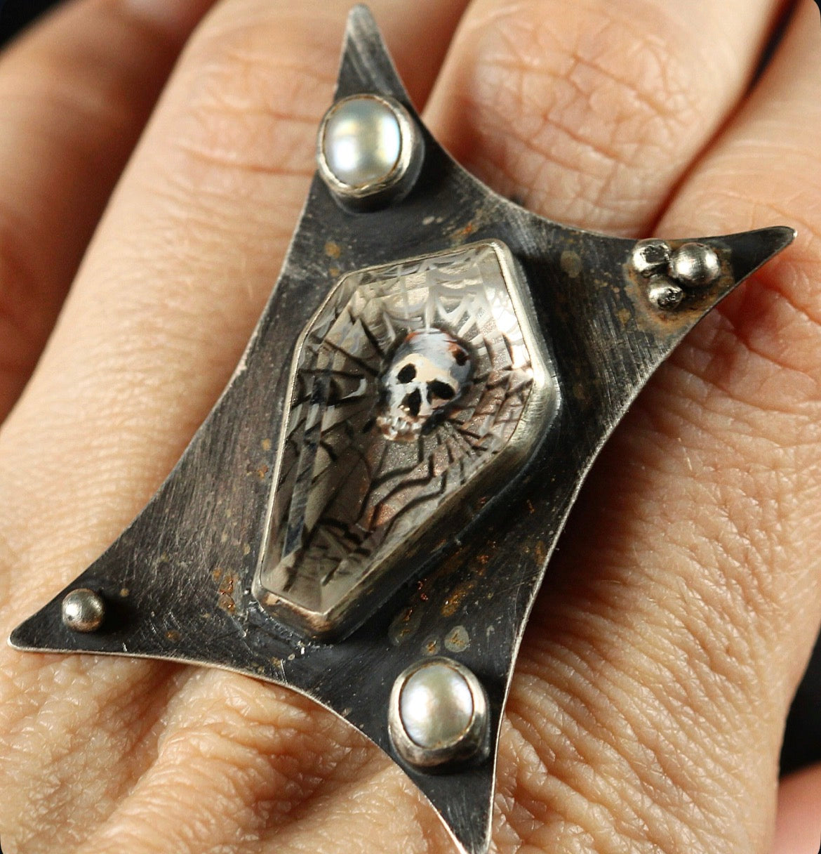 MEMENTO MORI