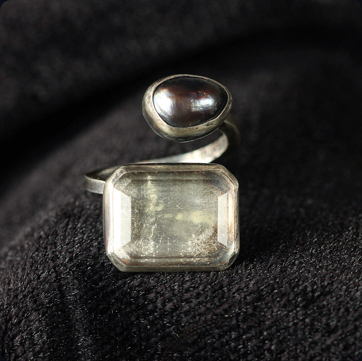 Black Pearl + Clear Quartz