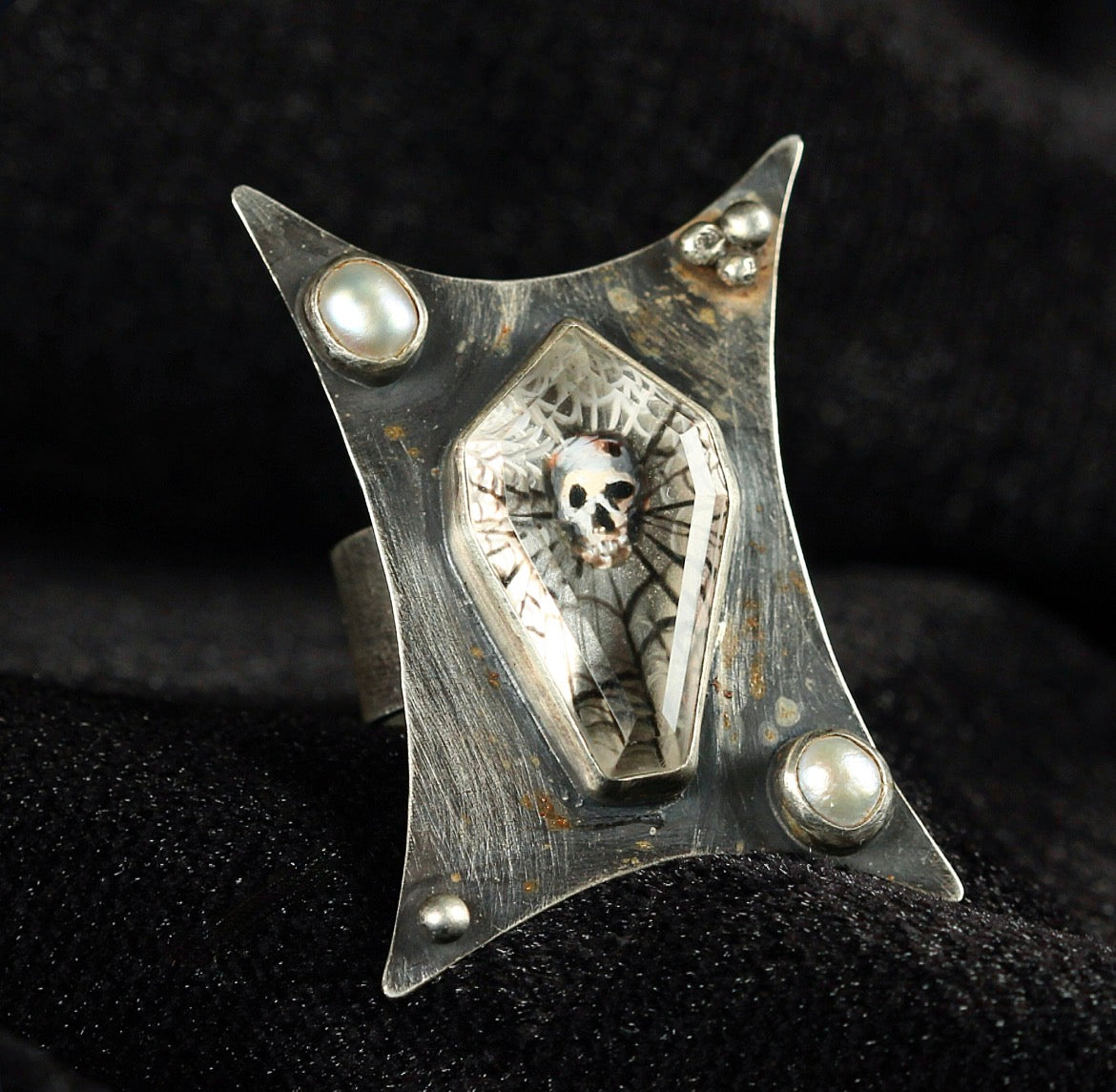 MEMENTO MORI