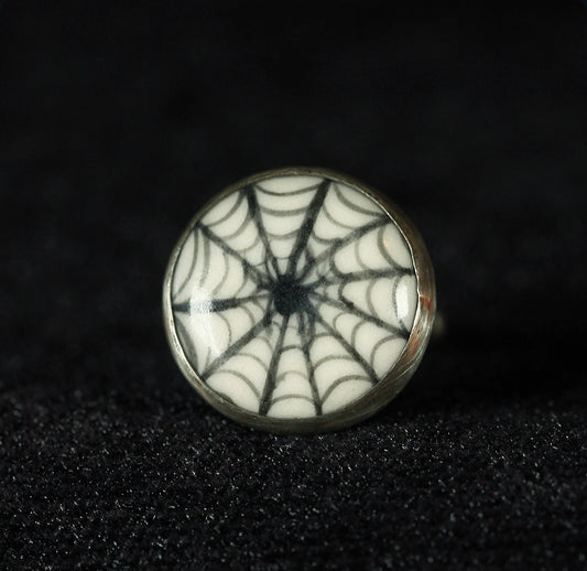 ARACHNÉ